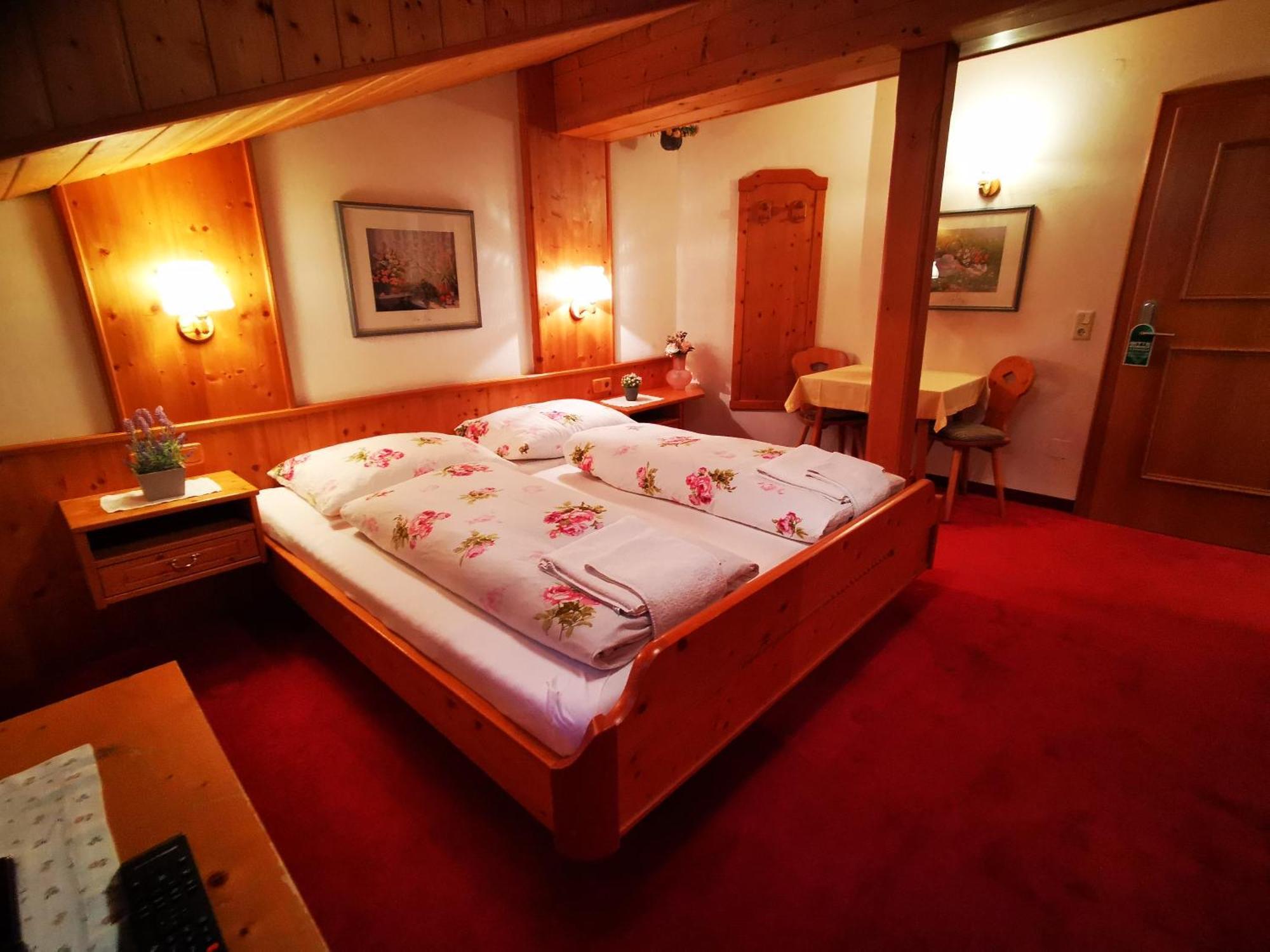 Gasthof Geronimo Weissbach bei Lofer Esterno foto