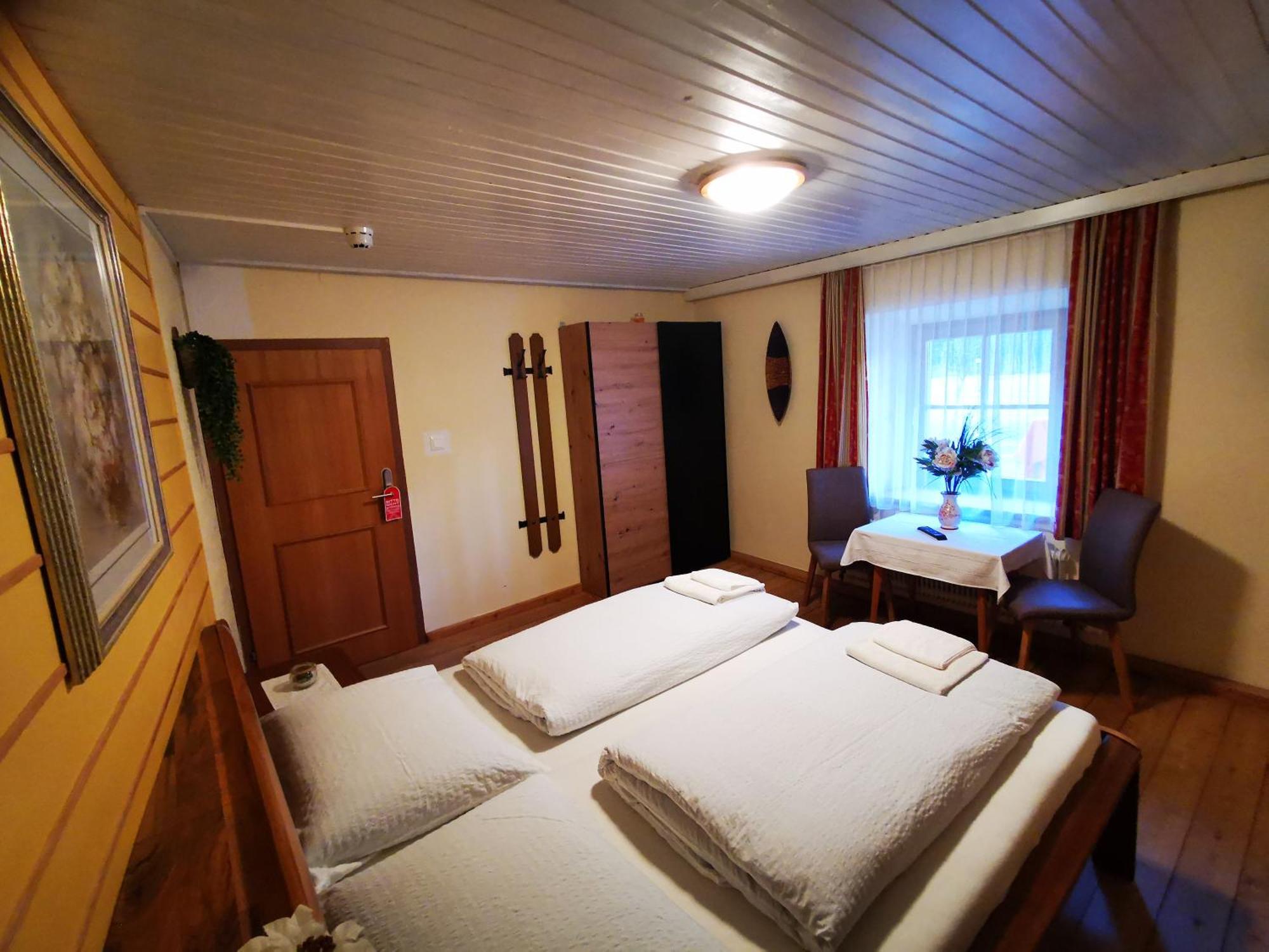 Gasthof Geronimo Weissbach bei Lofer Esterno foto